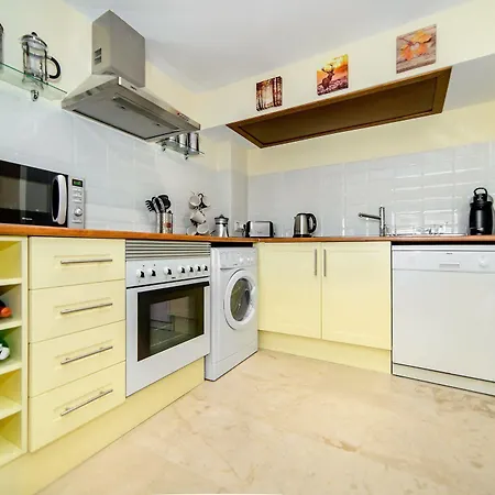 Bennecke Annette Apartment